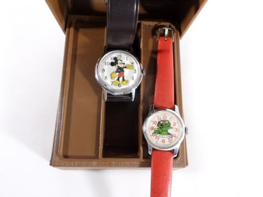 (2) VINTAGE WATCHES