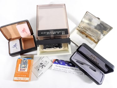 VARIETY OF VINTAGE COLLECTIBLES