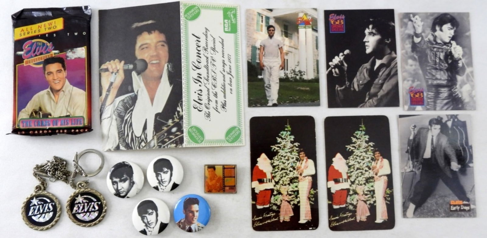 VINTAGE ELVIS MEMORABILLIA LOT (1 of 3)