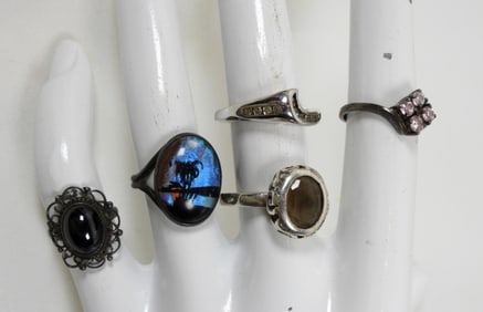 (5) VINTAGE STERLING RINGS