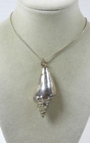 STERLING SEA SHELL PENDANT / NECKLACE