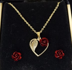 RED ROSE NECKLACE EARRING SET