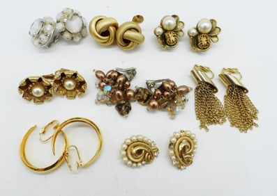 8 VINTAGE CLIP ON EARRINGS