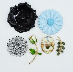 6 VINTAGE FLORAL BROOCHES