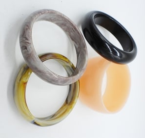 4 VINTAGE BANGLE BRACELETS