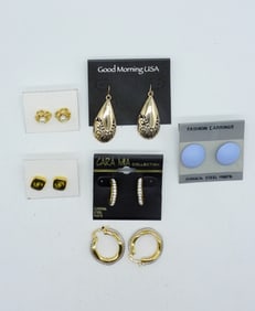6 - PIERCED EARRINGS