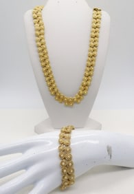 PRETTY GOLD TONE NECKLACE BRACELET SET