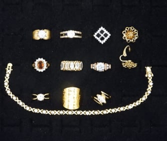 GOLD TONE GEMSTONE RINGS & MORE