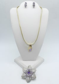 PRETTY PURPLE GEMSTONE LOT