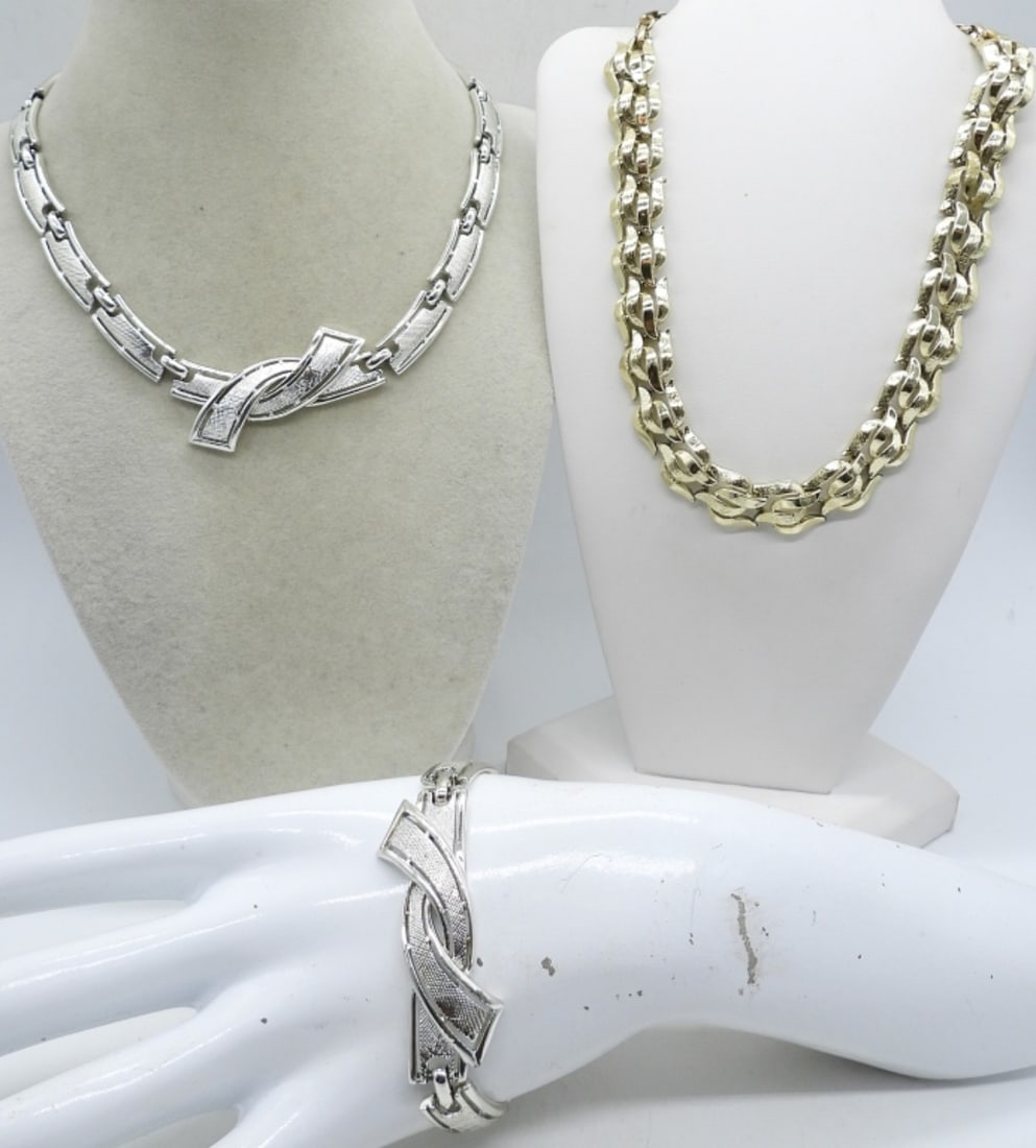 CORO NECKLACES & BRACELET: MATCHING SILVER TONE CORO NECKLACE 17" & BRACELET 8". GOLD TONE CORO NECKLACE, 17".
