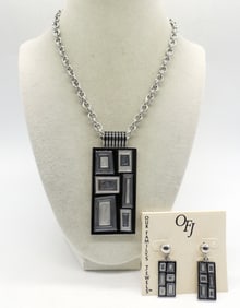 MATCHING MONOCHROME NECKLACE SET