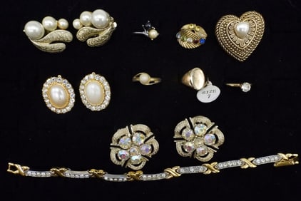 CORO EARRINGS, RINGS & MORE