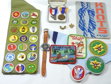 LARGE EAGLE SCOUT / SCOUT LOT