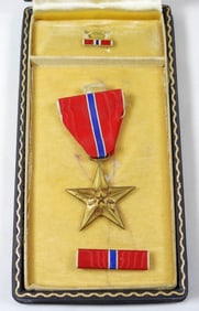 BRONZE STAR MILITARY MEDAL & PINS