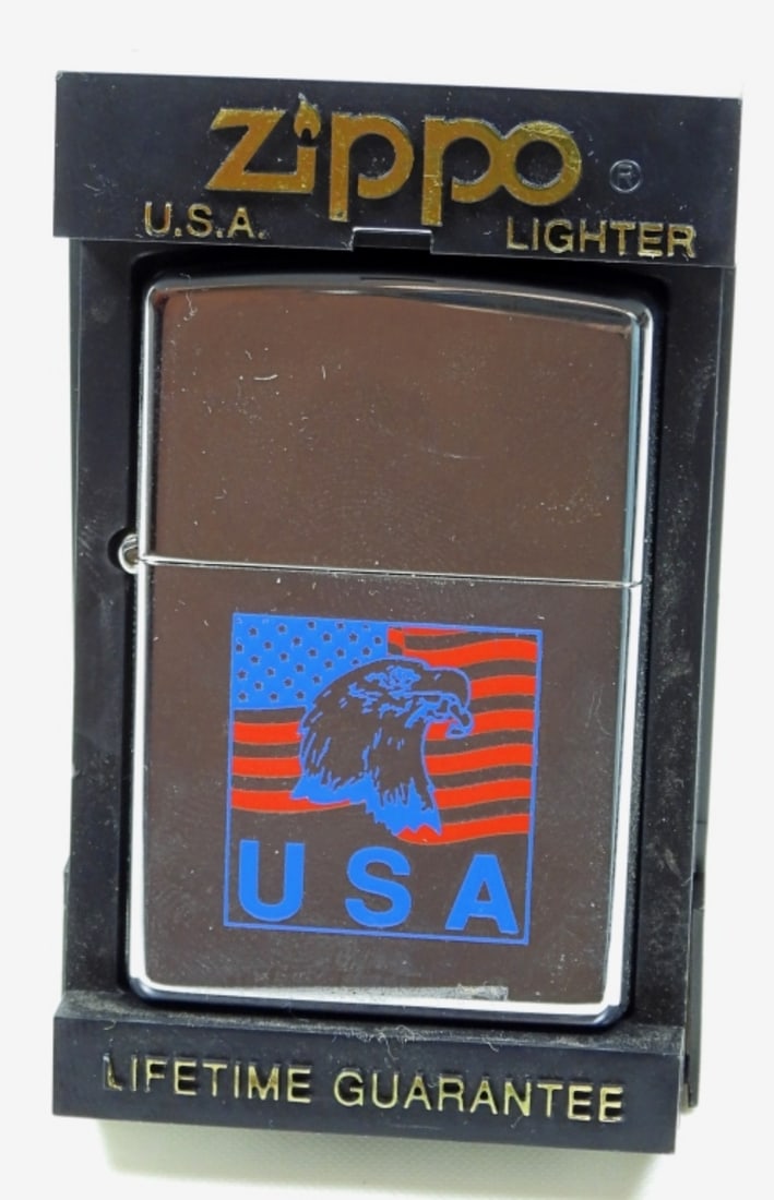 SEALED 1997 USA ZIPPO LIGHTER (1 of 3)