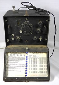VTG BENDIX FREQUENCY METER BC-221-M W/ BOOKLET