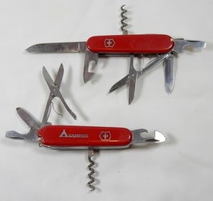 2 VICTORINOX CLIMBER SWISS ARMY KNIFE
