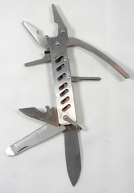 STAINLESS STEAL MULTI-FUNCTION TOOL