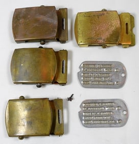 (4) MILITARY BELT BUCKLES & DOG TAGS