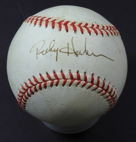 RICKY HENDERSON SIGNED BASEBALL