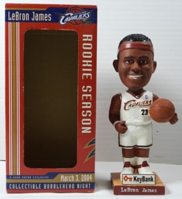 LEBRON JAMES ROOKIE SEASON BOBBLEHEAD