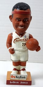LEBRON JAMES ROOKIE SEASON BOBBLEHEAD