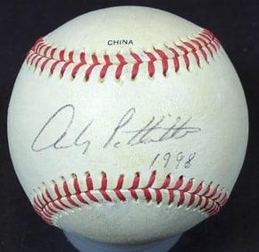 SIGNED ANDY PETTITTE BASEBALL