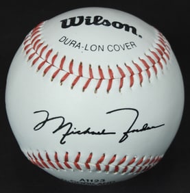 REPLICA MICHAEL JORDAN SIGNED BASEBALL