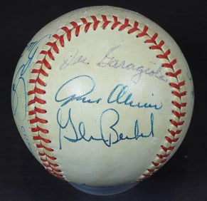 MULTI-AUTO BASEBALL W/ 10 SIGNATURES