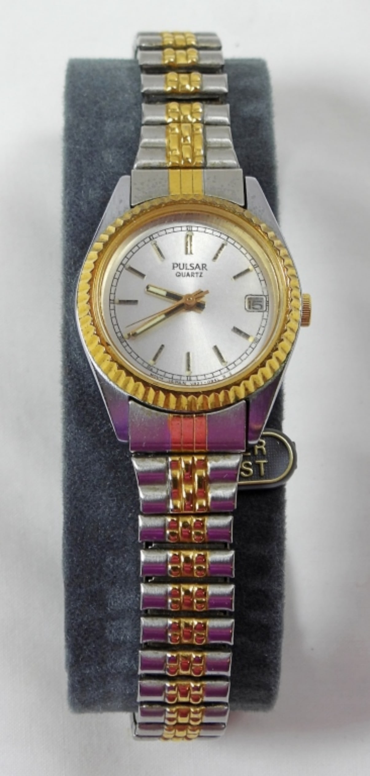 PULSAR QUARTZ DATE WATCH IN BOX: UNTESTED - NICE CONDITION