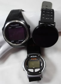 (3) LCD / DIGITAL WATCHES - UNIQUE