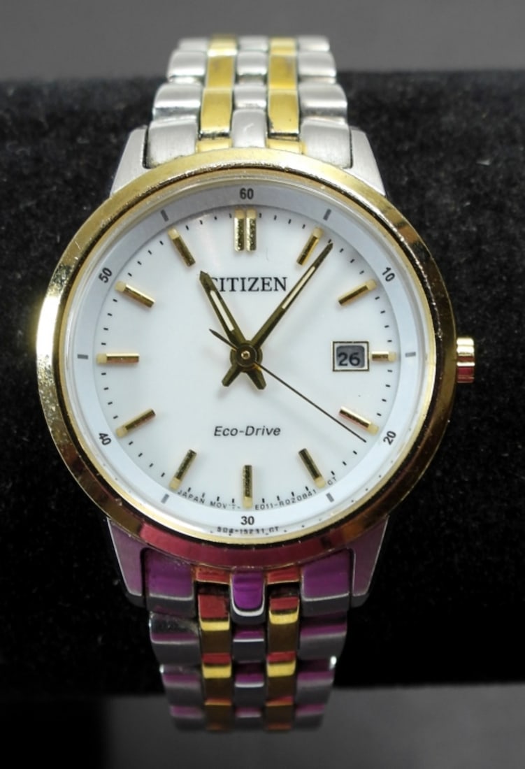 CITIZEN ECO-DRIVE TWO-TONE MEN'S: PRE-OWNED / NICE CONDITION / RUNNING needs serviced