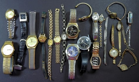 20 VARIETY WOMENS WATCHES UP FOR REPAIR