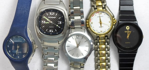 (5) QUARTZ MIXED WRIST WATCHES