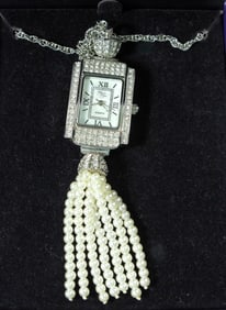 SUZANNE SOMERS QUARTZ WATCH