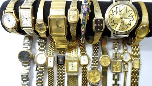 20 VARIETY WOMENS GOLD TONE WATCHES
