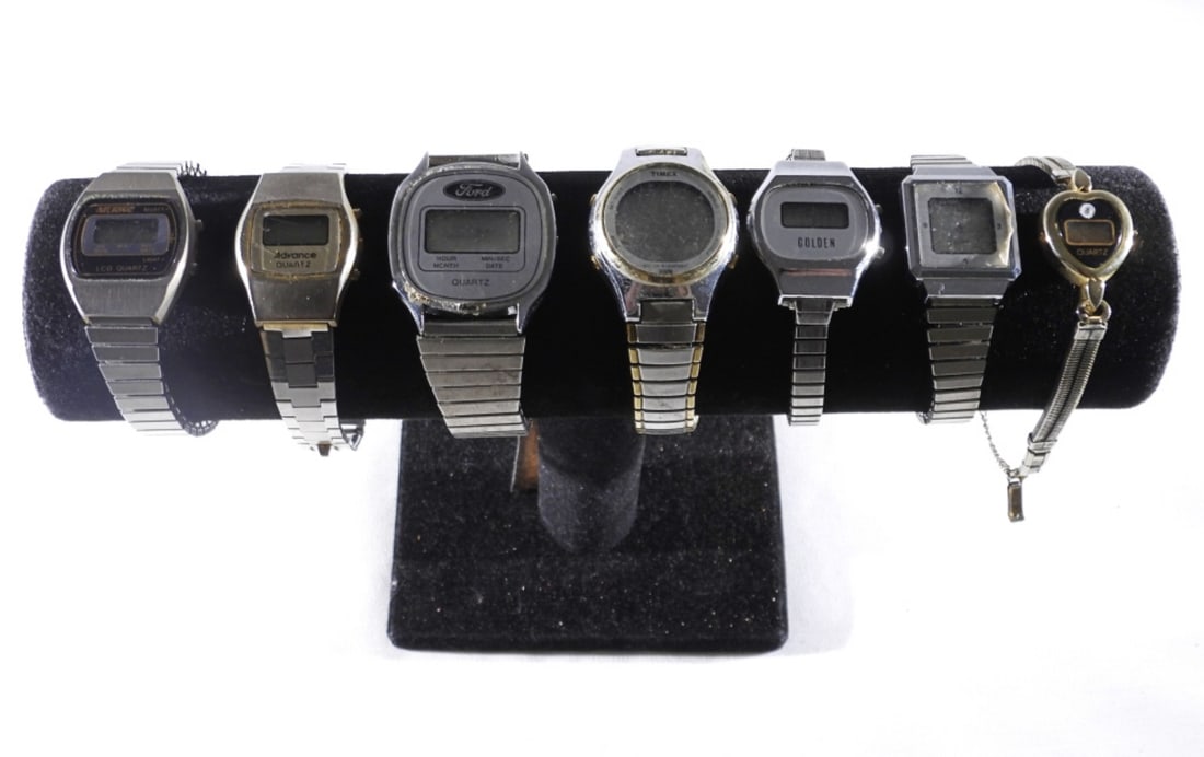 (7) SILVER TONE DIGITAL WATCH LOT (1 of 3)