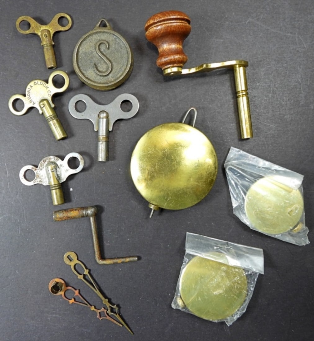 CLOCK REPAIR LOT - (4) KEYS, (2) CRANKS, (1 of 2)