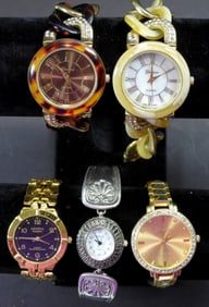 (5) GOLD TONE GENEVE WATCHES