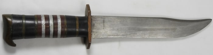 WWII HAND MADE FIGHTING KNIFE