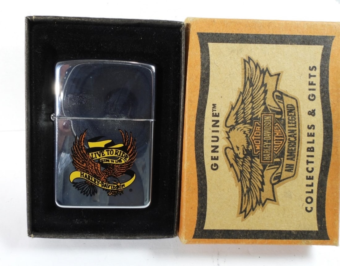 1996 SEALED HARLEY-DAVIDSON LIVE TO RIDE ZIPPO (1 of 4)