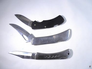 (3) Utility Knives