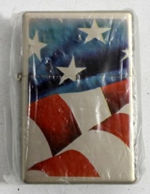 FLIP TOP SILVER AMERICAN FLAG LIGHTER
