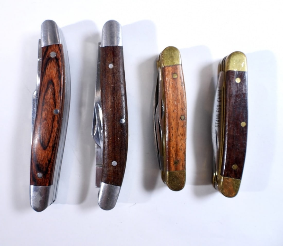 (4) WOODEN HANDLE POCKET KNIVES (1 of 3)