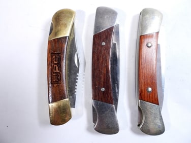 (3) WOODEN HANDLE FOLDING KNIVES