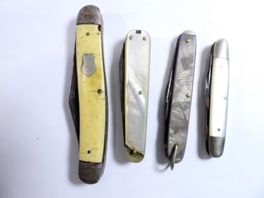 (4) Yellow/Pearl Pocket Knives