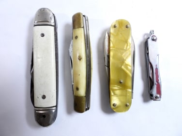 (4) Yellow/Pearl Pocket Knives