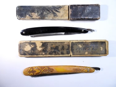 (2) VINTAGE STRAIGHT RAZORS