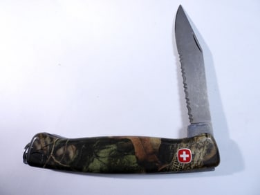 WEGNER CAMO FOLDING POCKET KNIFE