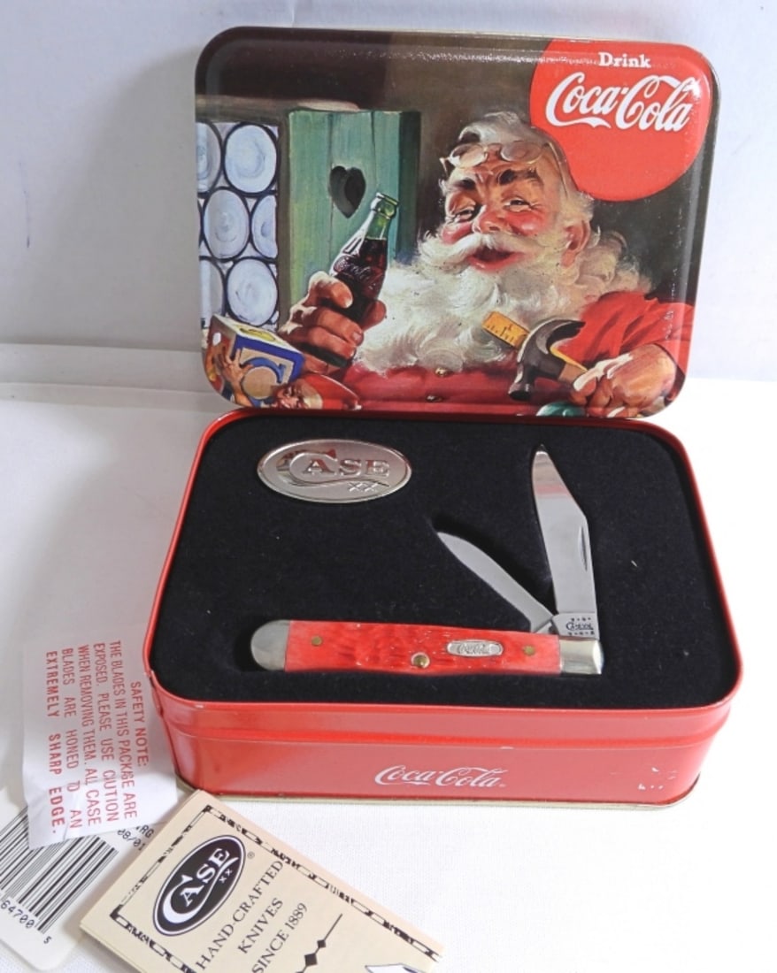 2001 CASE COKE BOTTLE SANTA KNIFE (1 of 3)